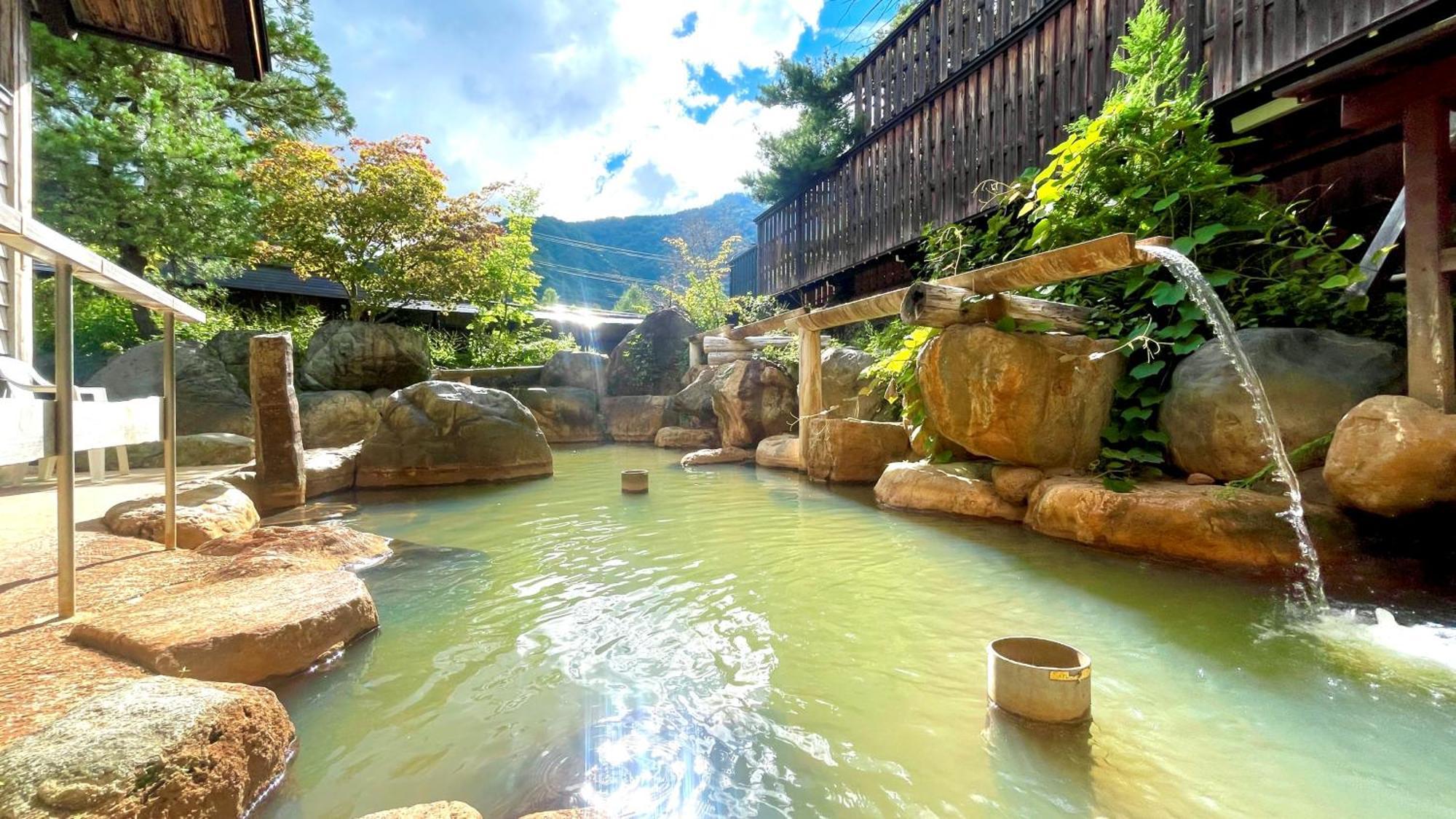 Hirayukan Takayama  Buitenkant foto